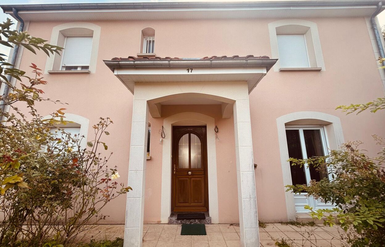 maison 6 pièces 161 m2 à vendre à Nogent-le-Rotrou (28400)