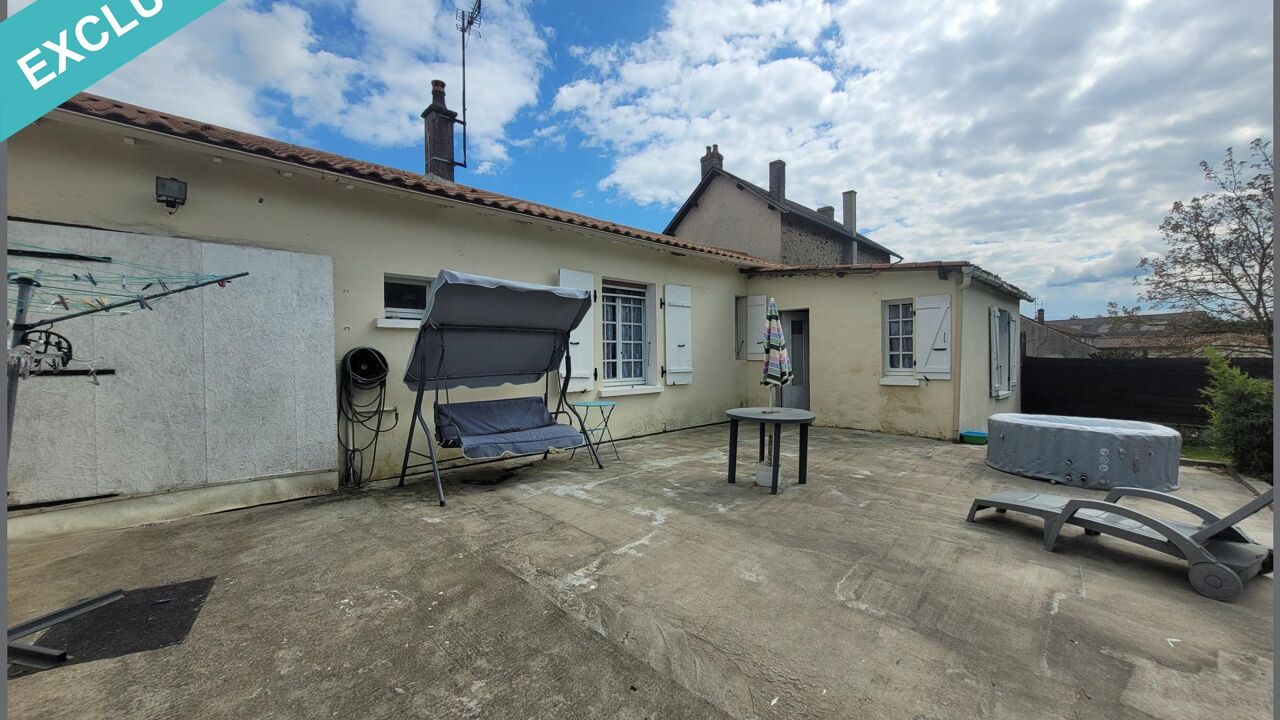 maison 4 pièces 108 m2 à vendre à La Peyratte (79200)