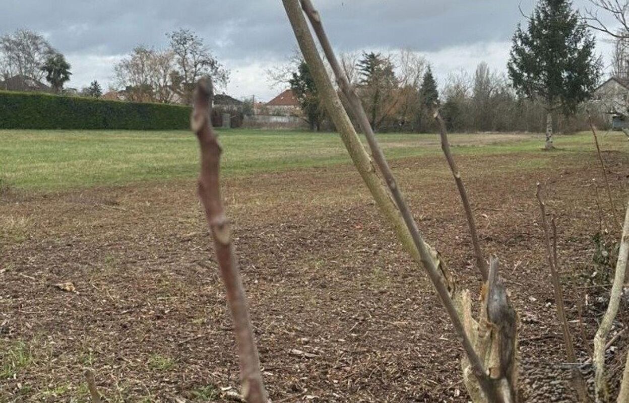 terrain  pièces  m2 à vendre à Bourges (18000)