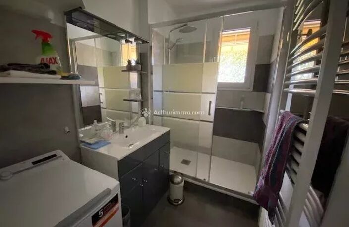 BAGNOLES DE L'ORNE, APPARTEMENT DE 42M² AVEC CAVE ET GARAGE — photo 4