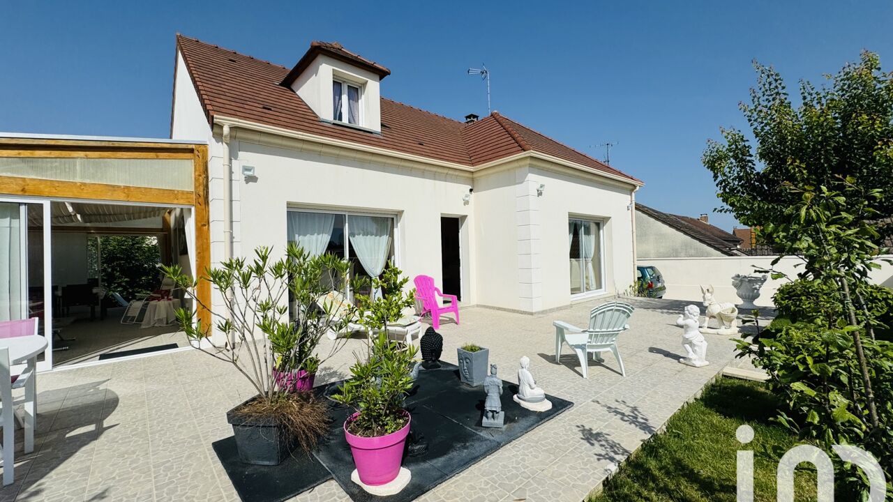 maison 6 pièces 130 m2 à vendre à Saint-Mesmes (77410)