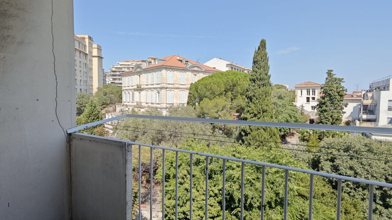 appartement 5 pièces 183 m2 à louer à Marseille 8 (13008)