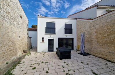 location maison 1 340 € CC /mois à proximité de Esnandes (17137)