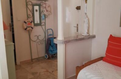 location appartement 850 € CC /mois à proximité de Le Beausset (83330)