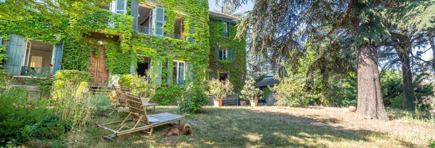 Maison 11 Pièces 320 m² à vendre à Rive-de-Gier (42800)