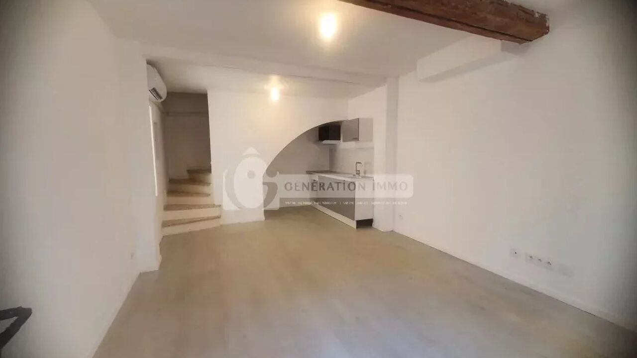 maison 3 pièces 55 m2 à louer à Saint-Gilles (30800)