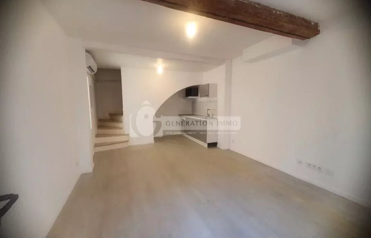 maison 3 pièces 55 m2 à louer à Saint-Gilles (30800)