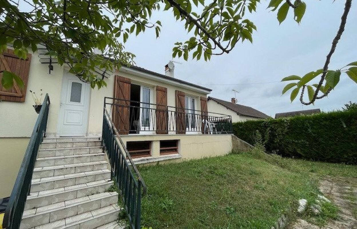 maison 4 pièces 90 m2 à vendre à Saint-Ay (45130)