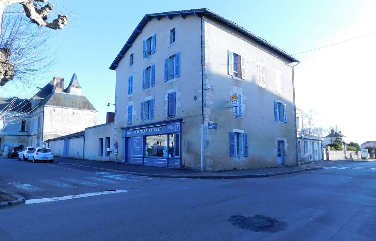 commerce 3 pièces 425 m2 à vendre à Coulonges-sur-l'Autize (79160)