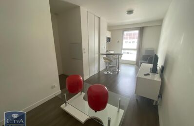 location appartement 640 € CC /mois à proximité de Thilouze (37260)