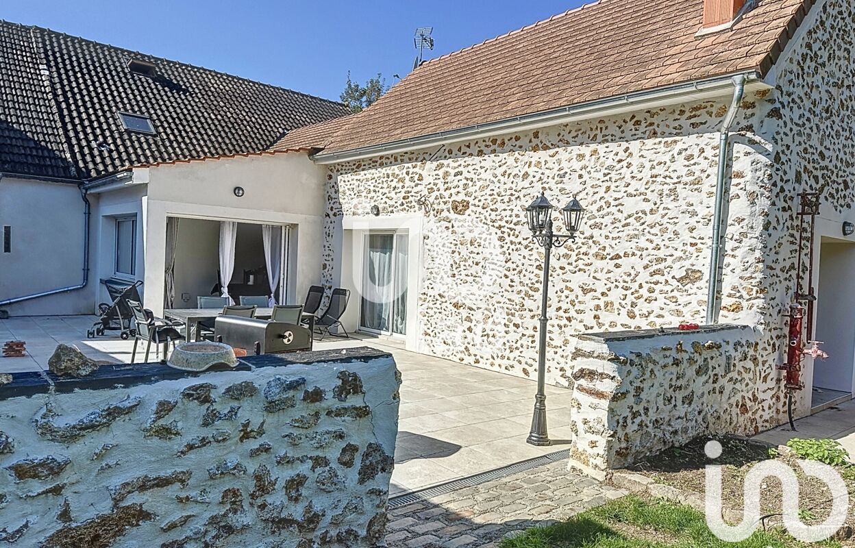 maison 6 pièces 196 m2 à vendre à Crécy-la-Chapelle (77580)