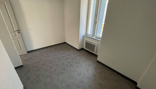 Appartement 3 pièces  à louer Aubenas 07200