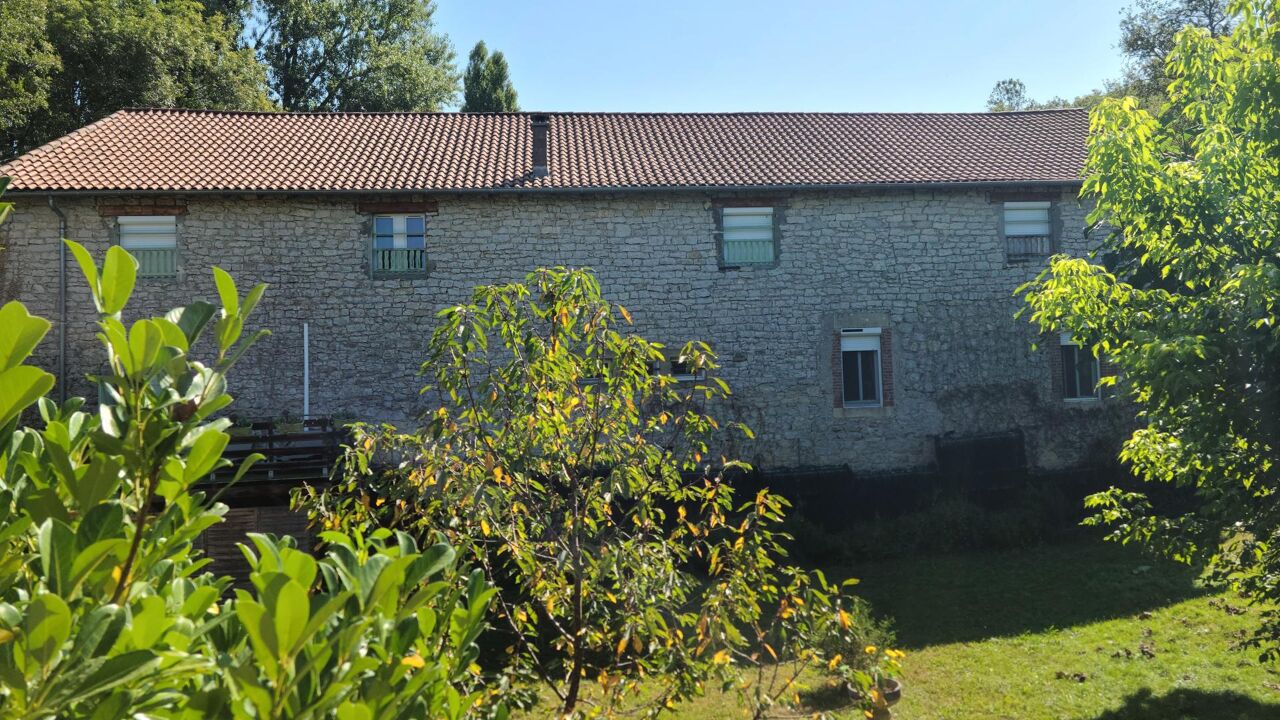 maison 11 pièces 455 m2 à vendre à Labastide-du-Vert (46150)