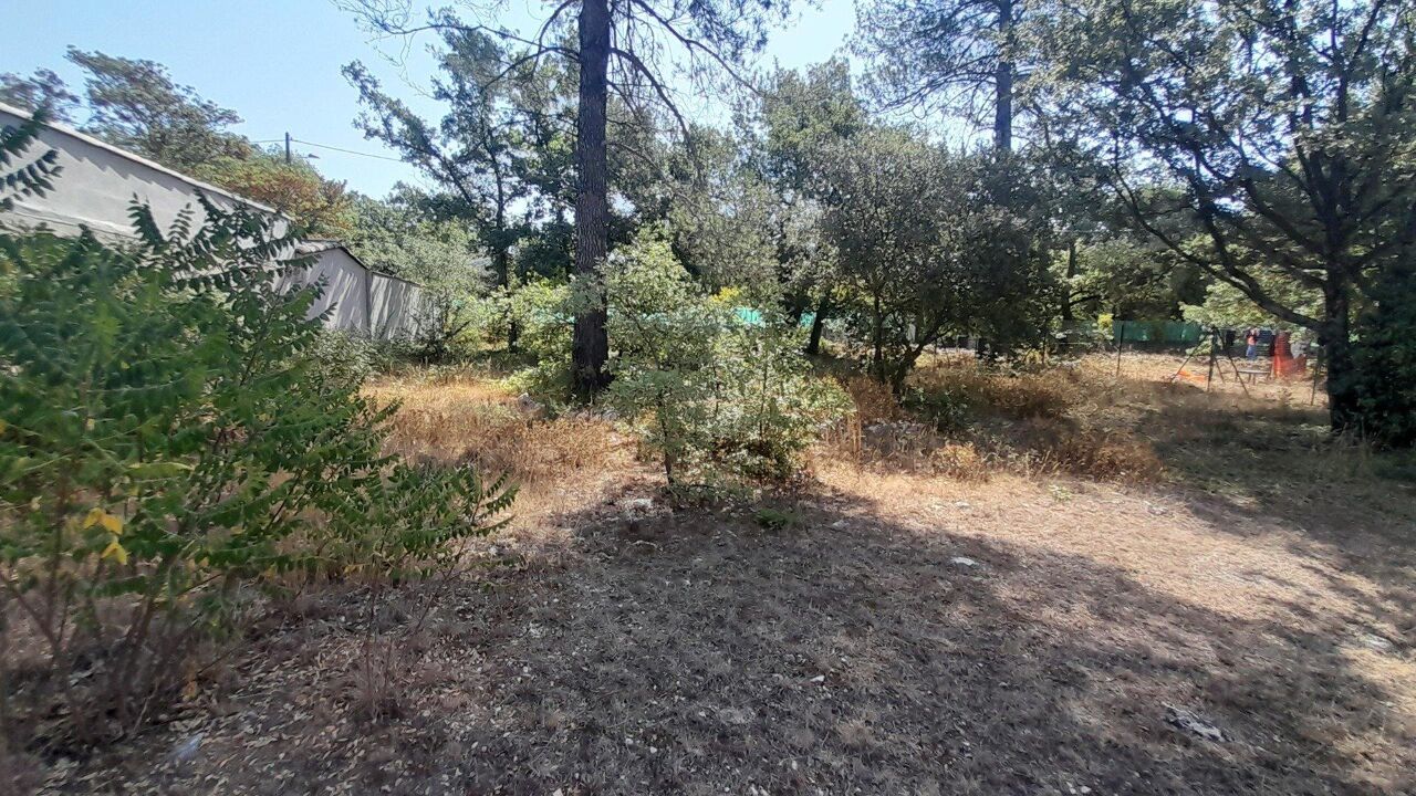 terrain  pièces 659 m2 à vendre à Nans-les-Pins (83860)