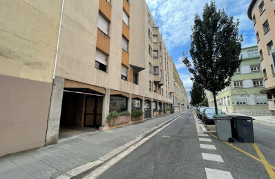 location garage 80 € CC /mois à proximité de Montchaboud (38220)