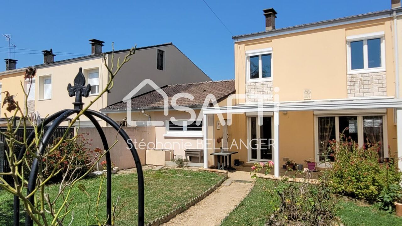 maison 6 pièces 110 m2 à vendre à Allonnes (72700)