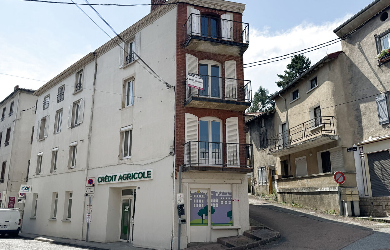 immeuble  pièces 219 m2 à vendre à Amplepuis (69550)