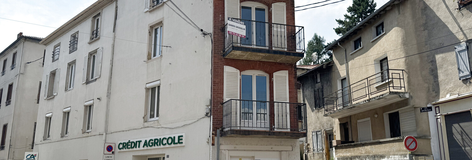 Immeuble  219 m² à vendre à Amplepuis (69550)