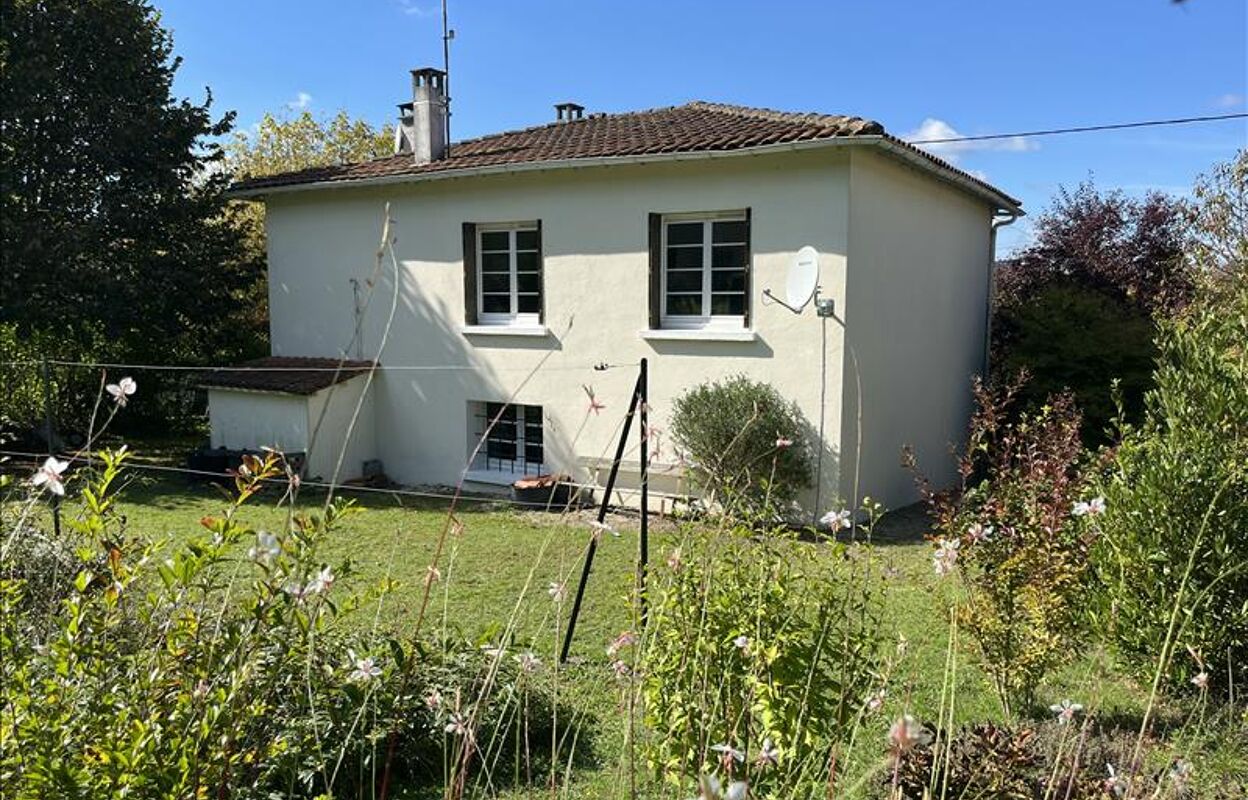 maison 4 pièces 69 m2 à vendre à Chalais (16210)