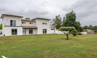 Maison 6 Pièces 192 m² à vendre à Saint-Germain-du-Puch (33750)