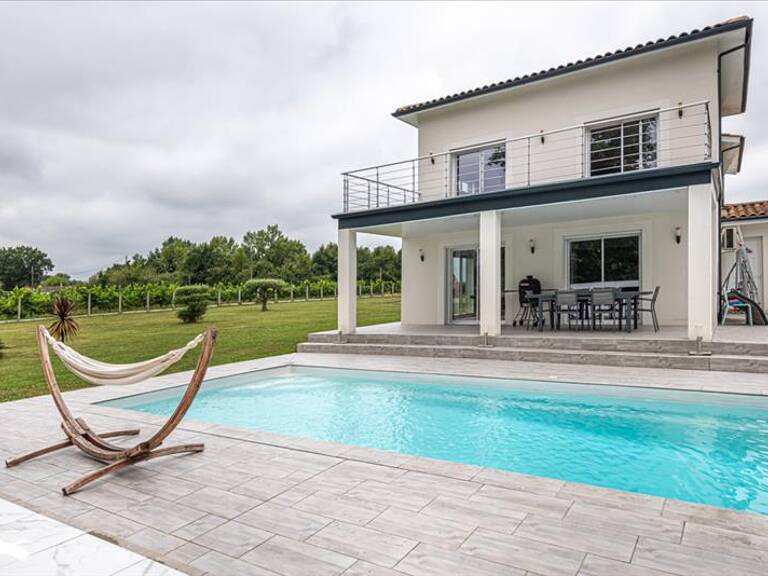 Contemporaine de 6 pièces principales — photo 1