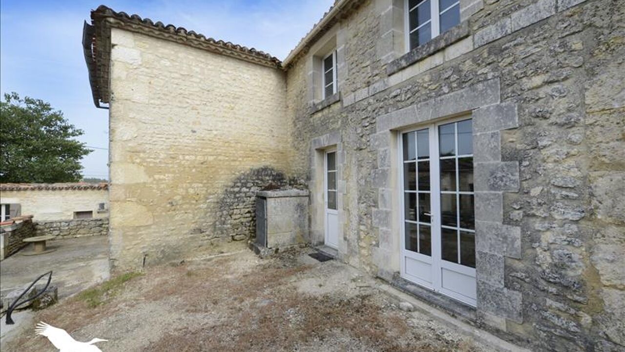 maison 2 pièces 350 m2 à vendre à Dirac (16410)