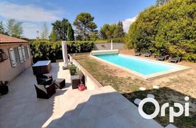 Maison 6 pièces de 166 m², jardin avec piscine — photo du bien
