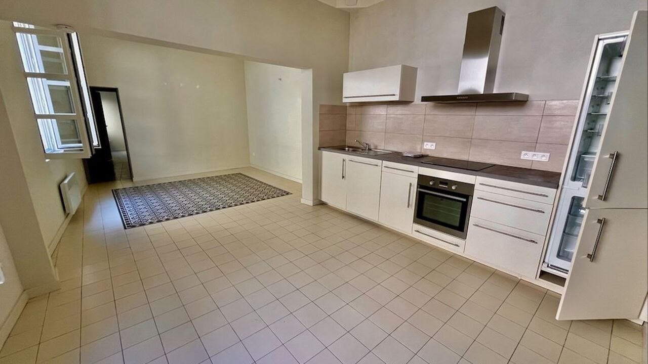 appartement 2 pièces 47 m2 à vendre à Uzès (30700)