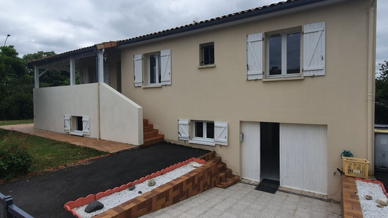 maison 8 pièces 170 m2 à vendre à Buxerolles (86180)