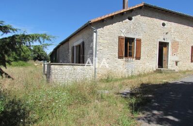 vente maison 169 600 € à proximité de Blanzay (86400)