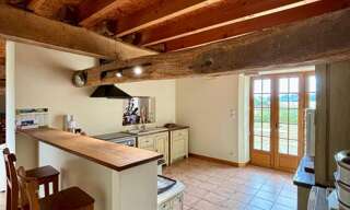 Maison 5 Pièces 220 m² à vendre à Sainte-Radégonde (86300)