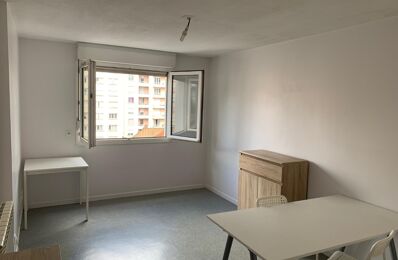 location appartement 300 € CC /mois à proximité de Roche-la-Molière (42230)