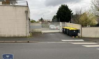 Garage   m² à louer à Joué-lès-Tours (37300)