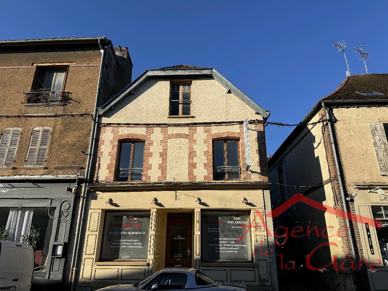 Sézanne Immeuble 9 pièces 188 m²