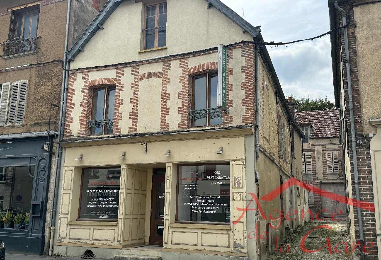 Vente immeuble  188 m² Sézanne (51120) — photo 1