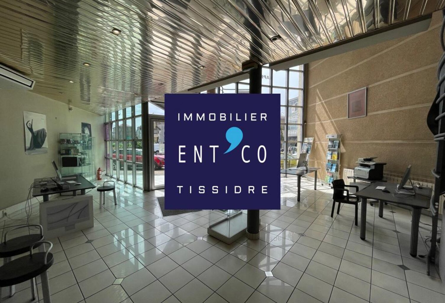 Immeuble commercial d'exception - Emplacement stratégique à Ag — photo 1