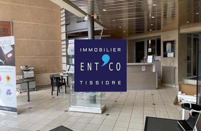 Immeuble commercial d'exception - Emplacement stratégique à Ag — photo 3