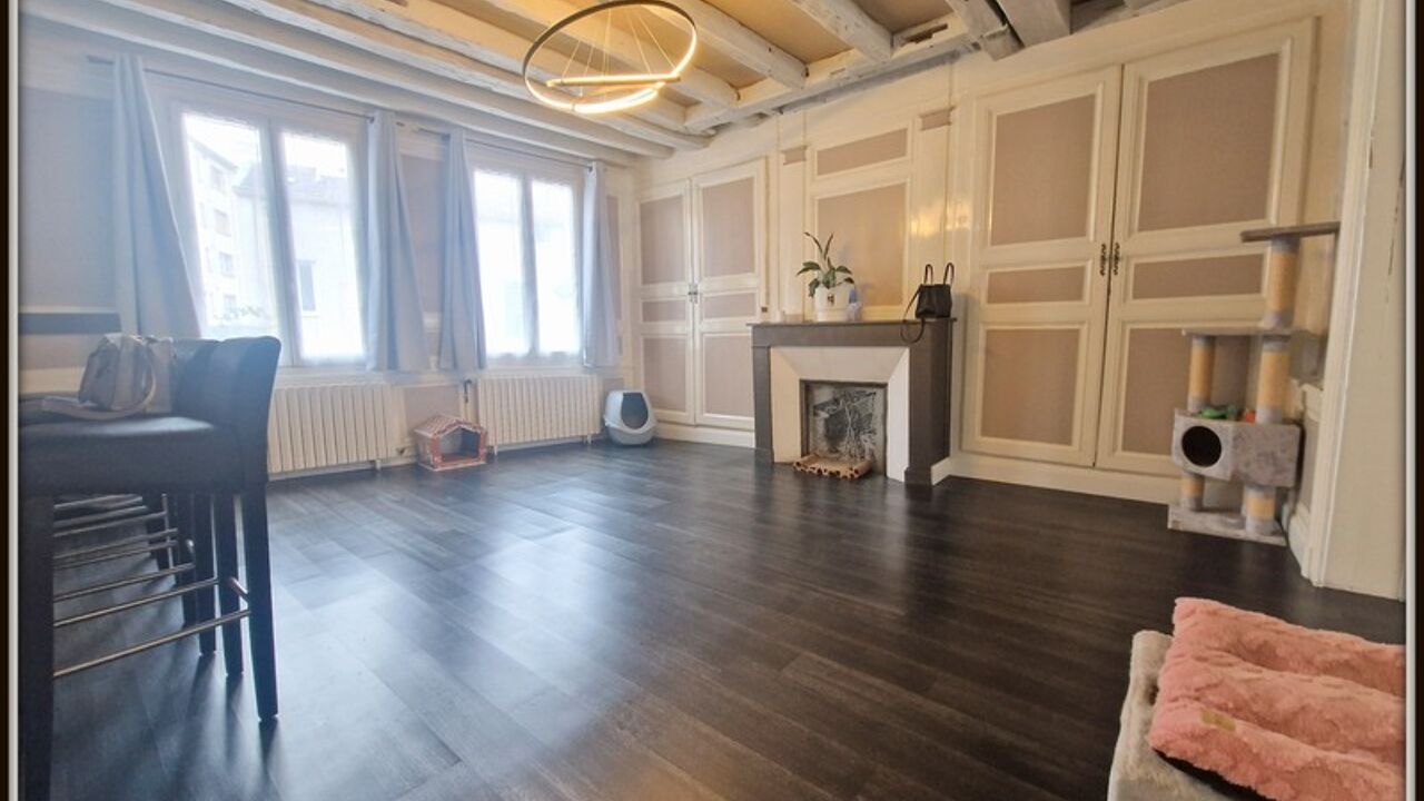 appartement 6 pièces 135 m2 à vendre à Châlons-en-Champagne (51000)