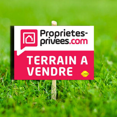 Terrain 695 m²