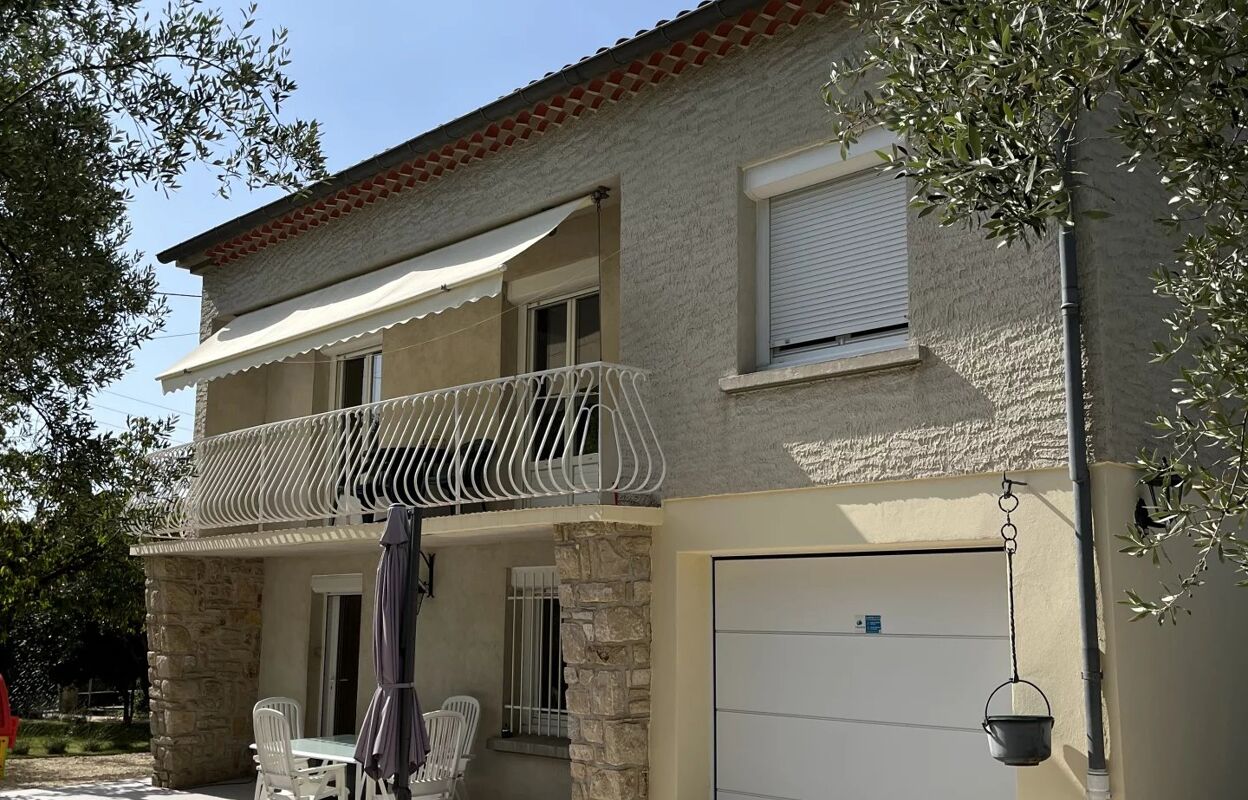 maison 5 pièces 106 m2 à vendre à Valréas (84600)