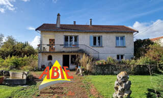 Maison 8 Pièces 240 m² à vendre à Damvix (85420)