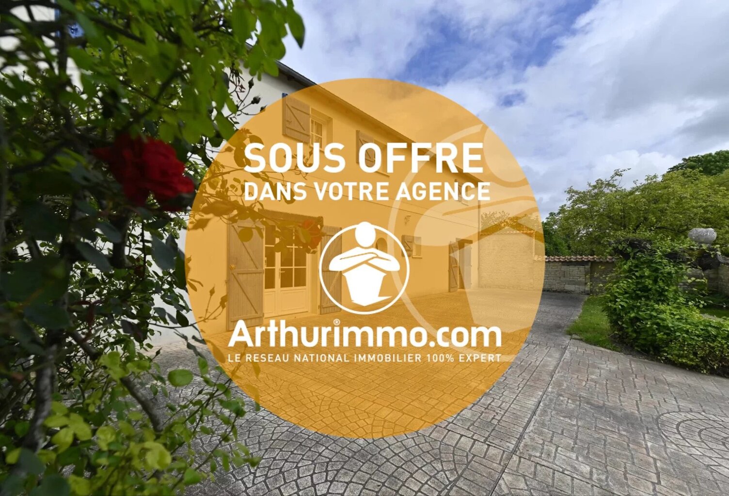 Charmante Maison 225 m² à FRONTENAY-ROHAN-ROHAN — photo 1