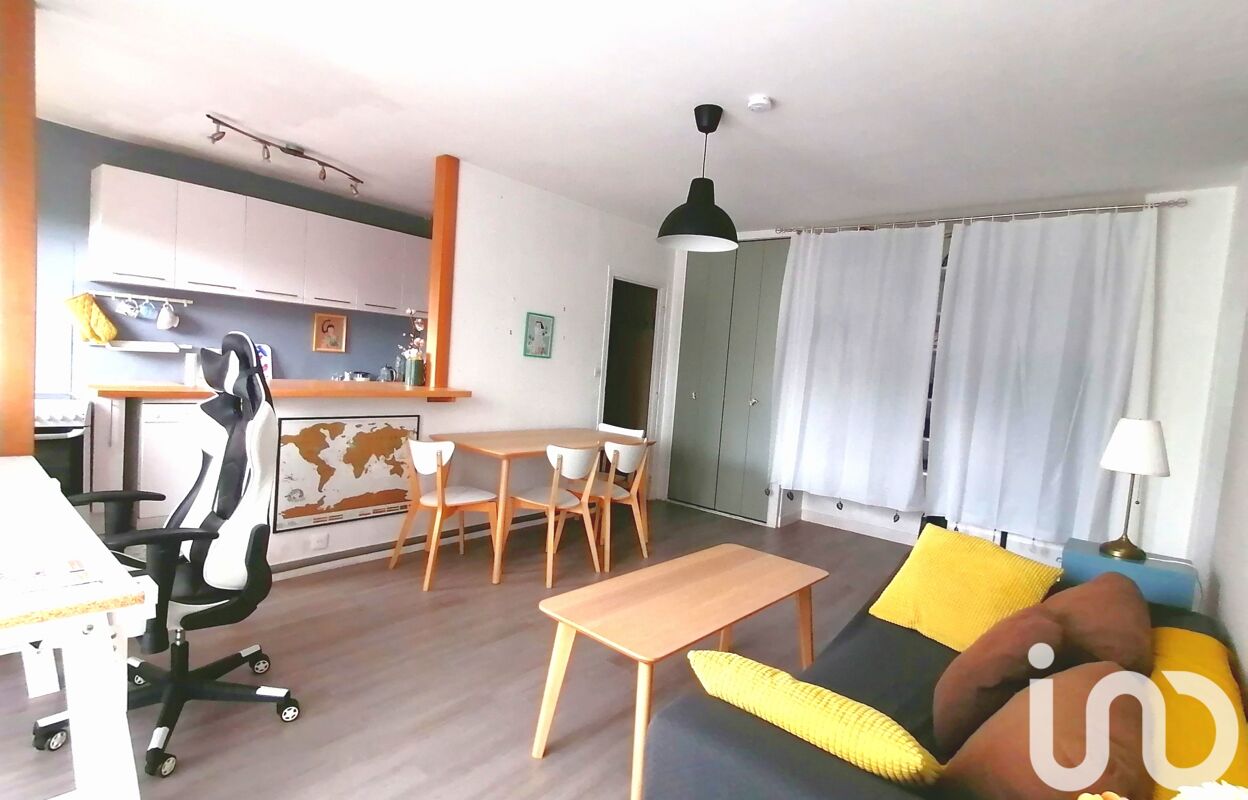 appartement 2 pièces 47 m2 à vendre à Hérouville-Saint-Clair (14200)