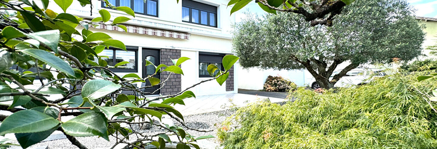 Maison 5 Pièces 171 m² à vendre à Mourenx (64150)