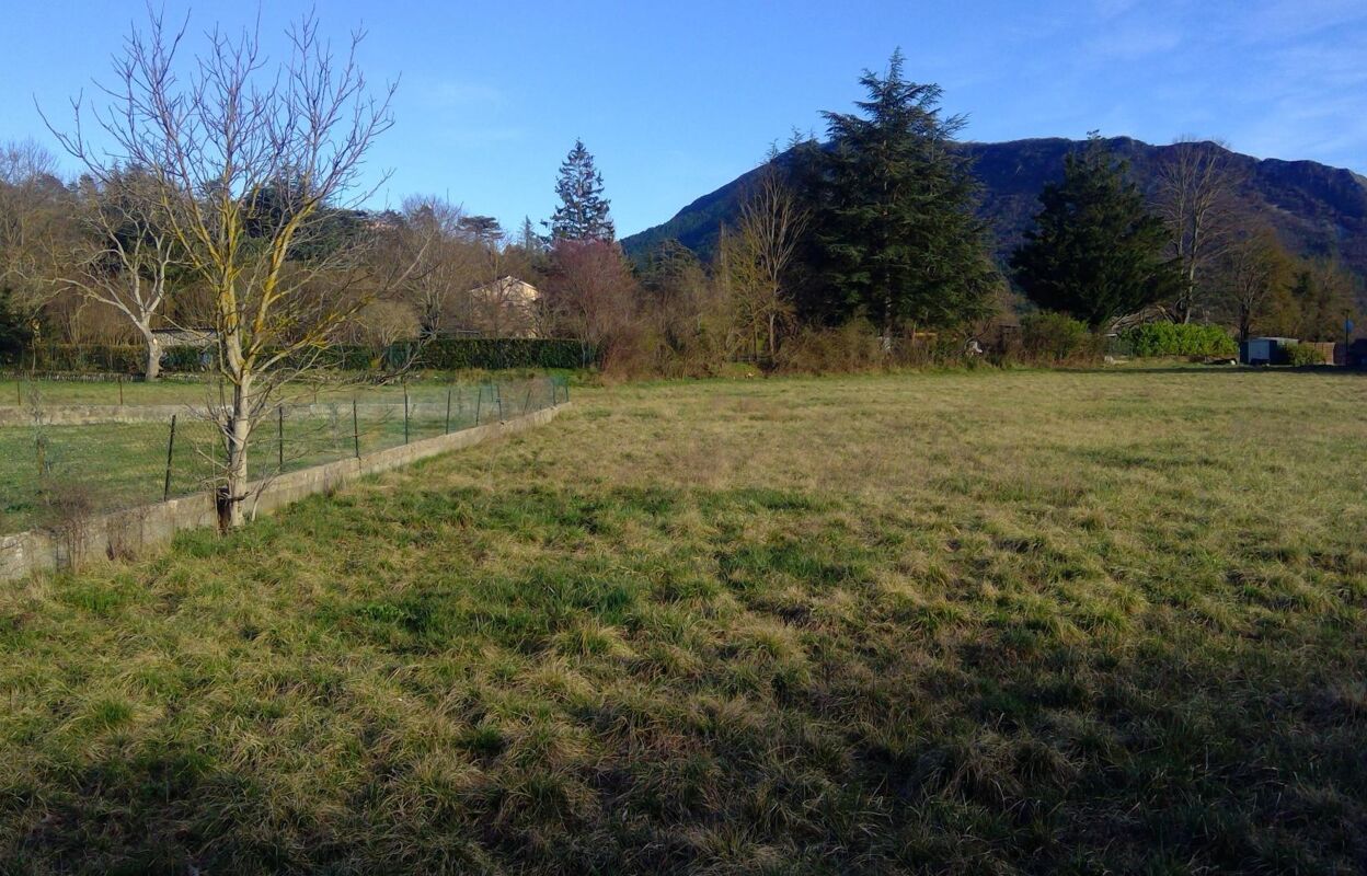 terrain  pièces 1786 m2 à vendre à Sisteron (04200)