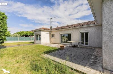 vente maison 199 688 € à proximité de Saint-Médard-de-Guizières (33230)