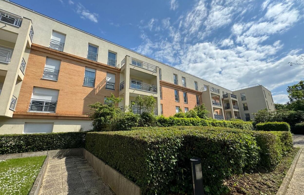 appartement 4 pièces 82 m2 à vendre à Élancourt (78990)