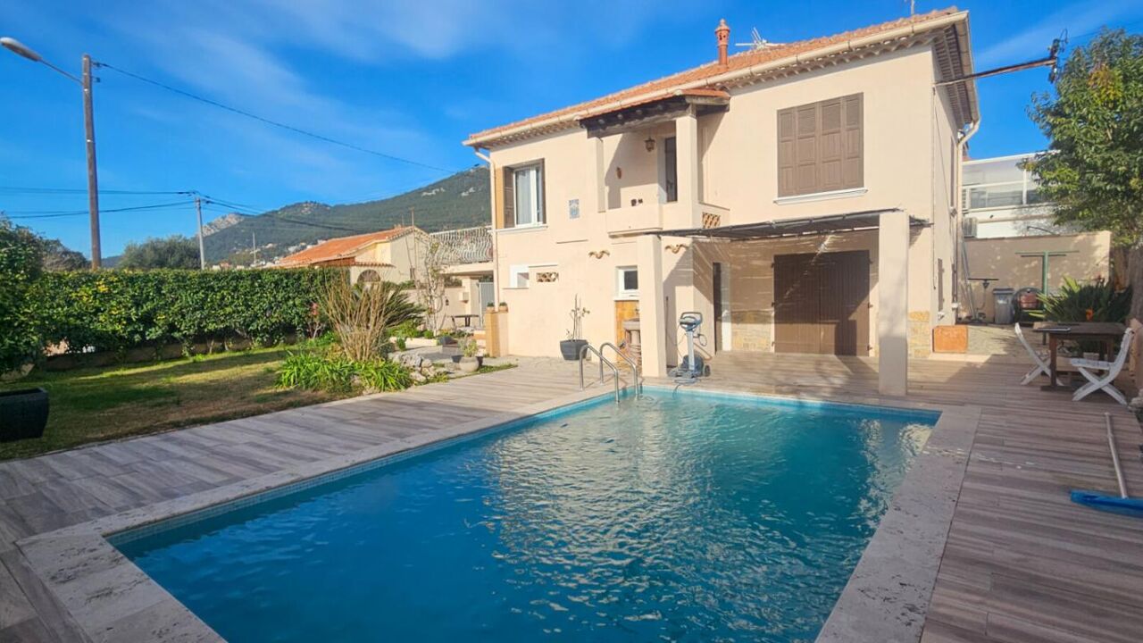 maison 6 pièces 140 m2 à vendre à La Valette-du-Var (83160)