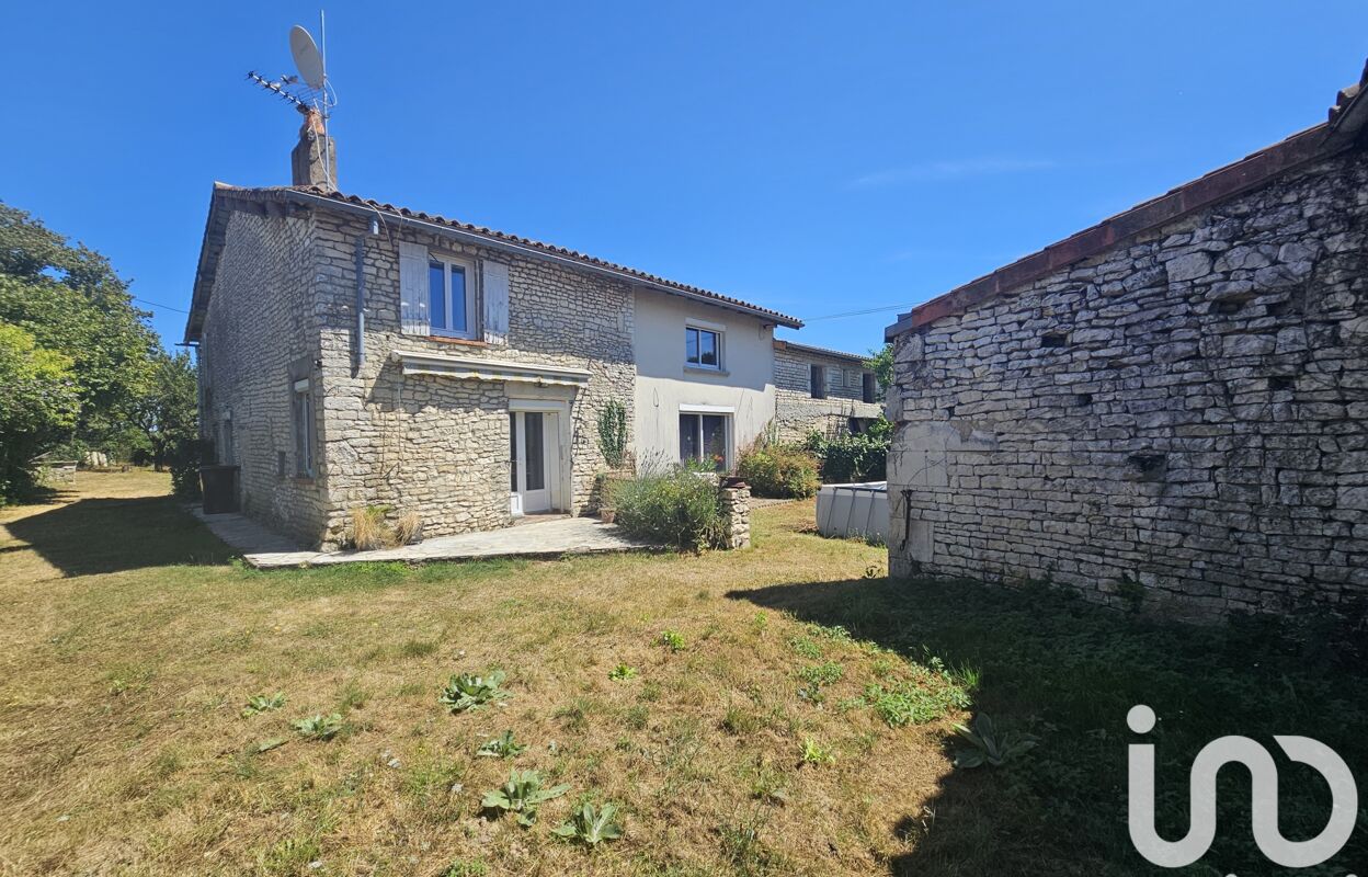 maison 6 pièces 167 m2 à vendre à La Faye (16700)