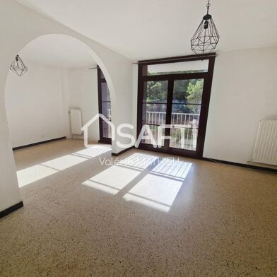 Appartement 4 pièces 82 m²